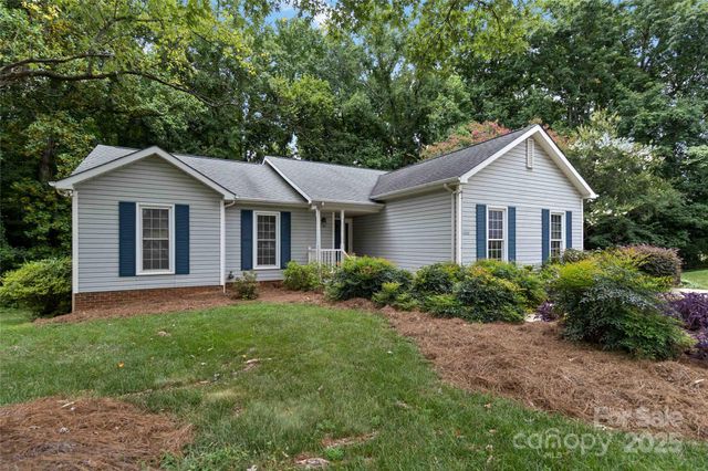 2303 Valleyview Drive, Charlotte, NC 28215