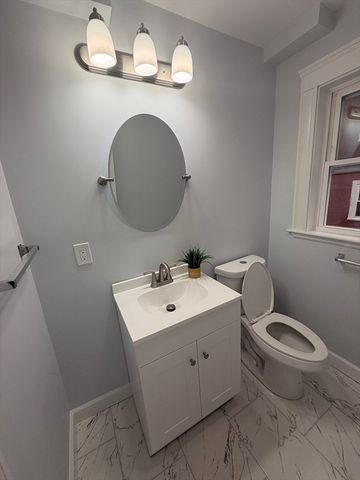 39 Howard St, Revere, MA 02151