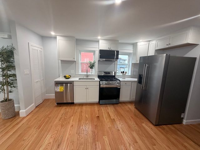 39 Howard St, Revere, MA 02151