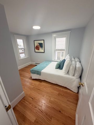 39 Howard St, Revere, MA 02151