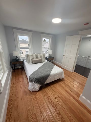 39 Howard St, Revere, MA 02151