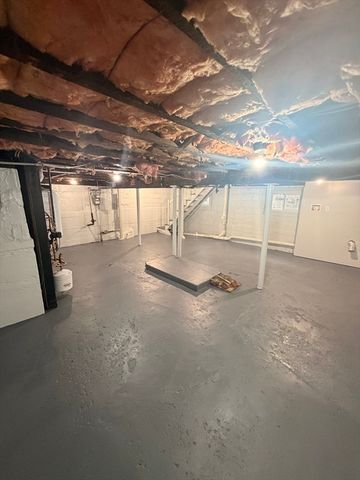 39 Howard St, Revere, MA 02151