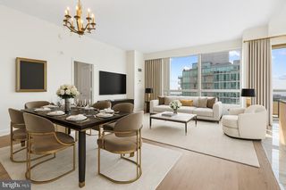 901 N PENN ST #R2203, Philadelphia, PA 19123