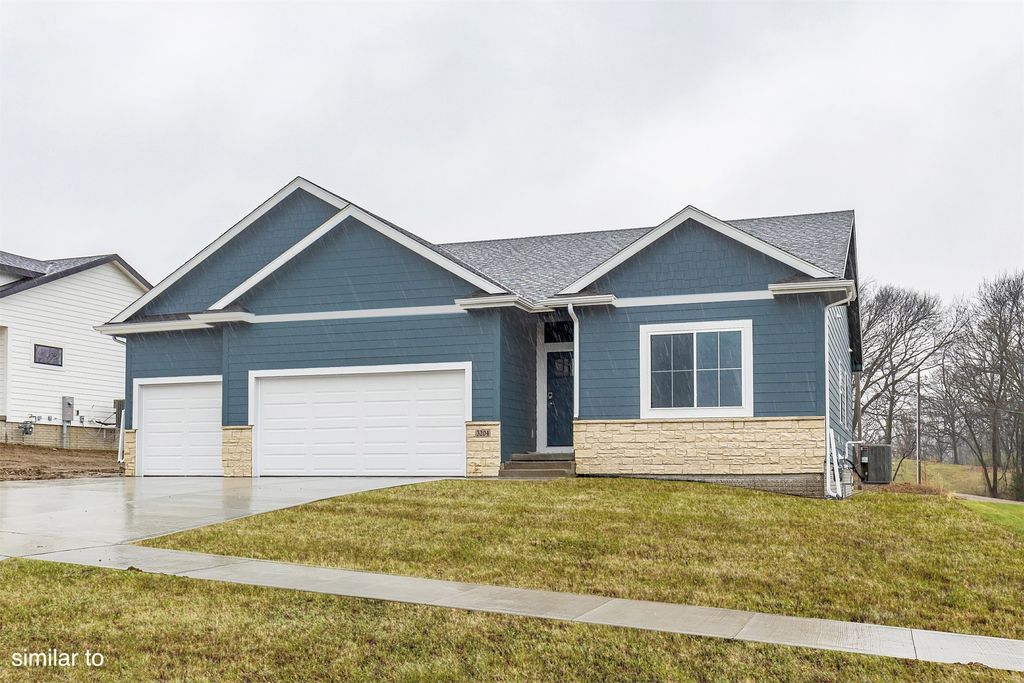 1737 SW Sienna Court, Grimes, IA 50111