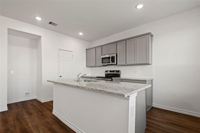 814 Stoney Point Lane, Dayton, TX 77535