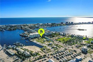19281 #25 San Carlos BLVD, Fort Myers Beach, FL 33931