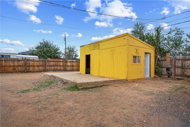 2485 E Carver Avenue, Kingman, AZ 86409