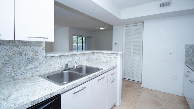 15077 SW 103rd Ter 8110, Miami, FL 33196