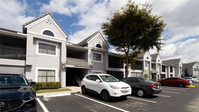 15077 SW 103rd Ter 8110, Miami, FL 33196