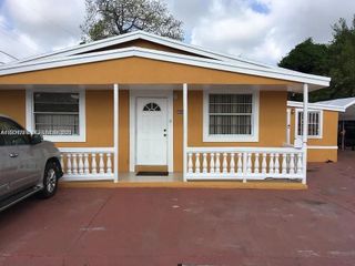 10040 NW 8th Avenue, Miami, FL 33150