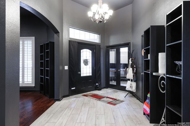 1615 Lookout Pt, San Antonio, TX 78260