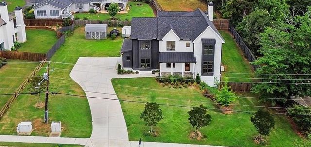 609 Reed Road SE, Smyrna, GA 30082