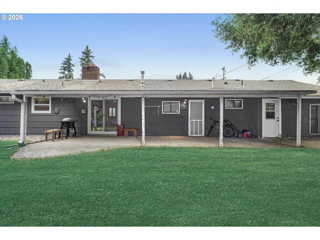 16732 Se MAIN St, Portland, OR 97233