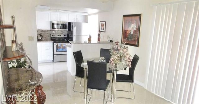 4361 Alexis Drive 333, Las Vegas, NV 89103