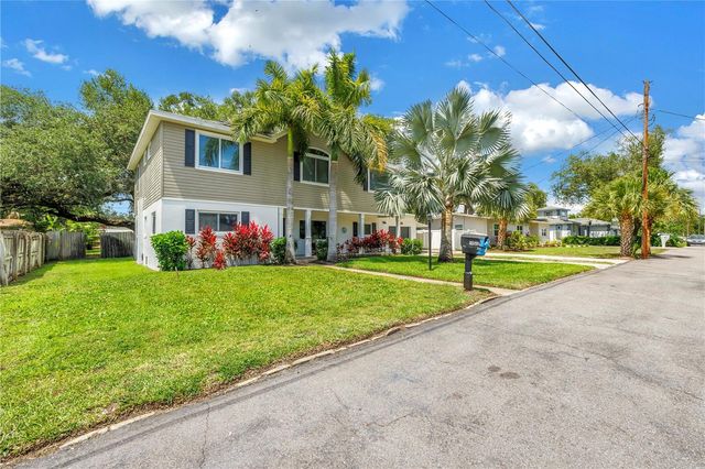 10819 SEMINOLE DRIVE N, St Petersburg, FL 33708