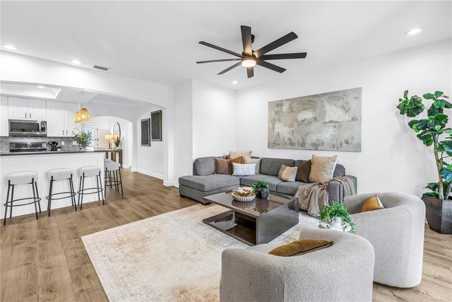 10819 SEMINOLE DRIVE N, St Petersburg, FL 33708