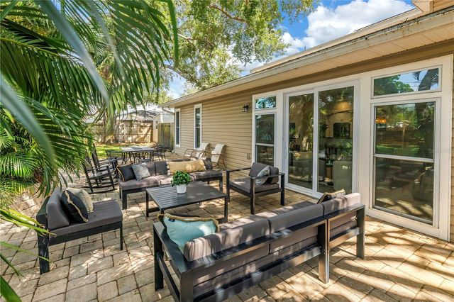 10819 SEMINOLE DRIVE N, St Petersburg, FL 33708