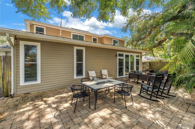 10819 SEMINOLE DRIVE N, St Petersburg, FL 33708