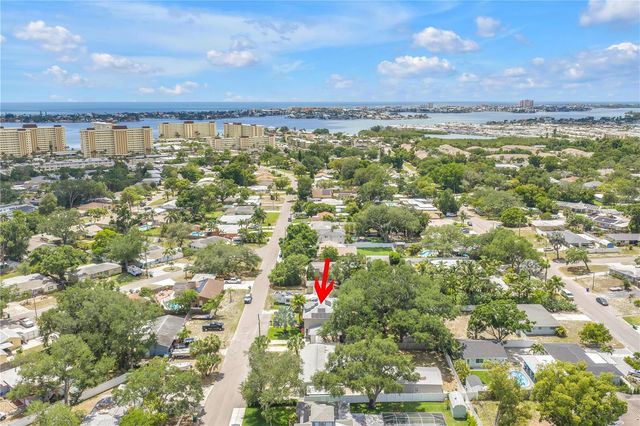 10819 SEMINOLE DRIVE N, St Petersburg, FL 33708