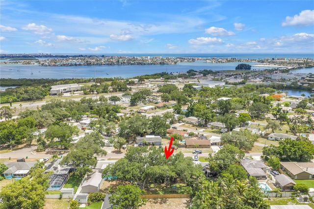10819 SEMINOLE DRIVE N, St Petersburg, FL 33708