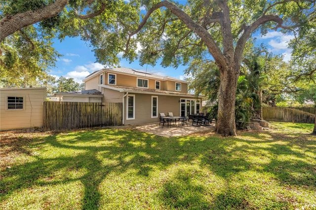10819 SEMINOLE DRIVE N, St Petersburg, FL 33708