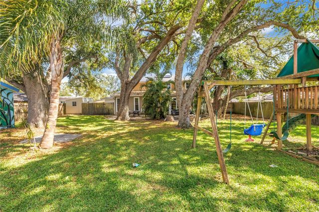 10819 SEMINOLE DRIVE N, St Petersburg, FL 33708