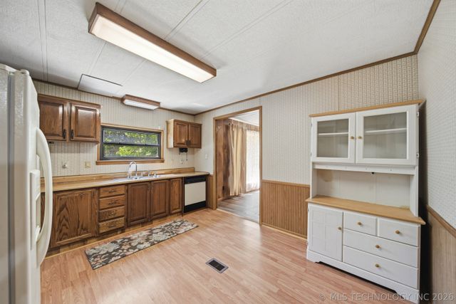 216 Shawnee Road, Sand Springs, OK 74063