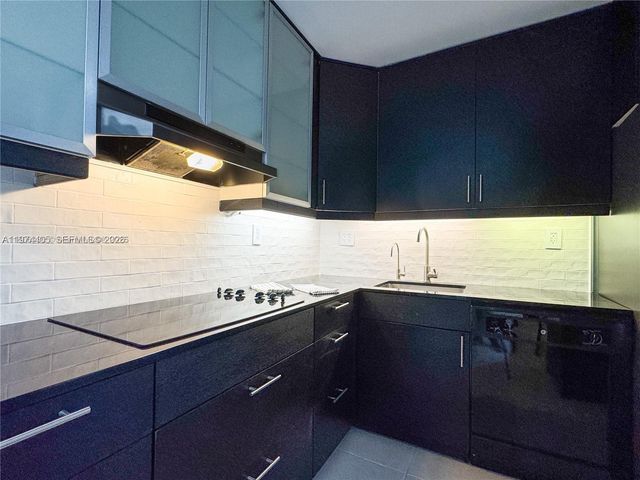 1631 NE 114th St 106, Miami, FL 33181