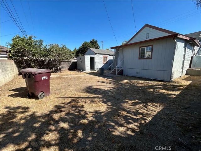 1018 S Halladay, Santa Ana, CA 92701