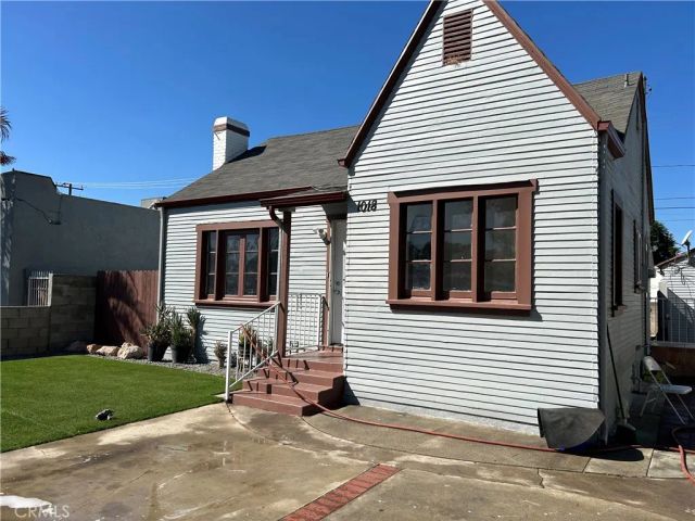 1018 S Halladay, Santa Ana, CA 92701