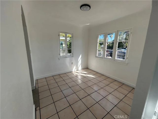 1018 S Halladay, Santa Ana, CA 92701