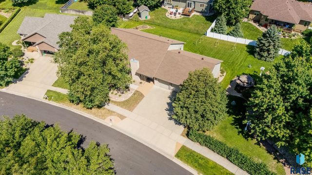 412 E Meadowlark Cir Circle, Brandon, SD 57005