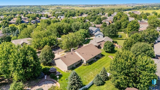 412 E Meadowlark Cir Circle, Brandon, SD 57005