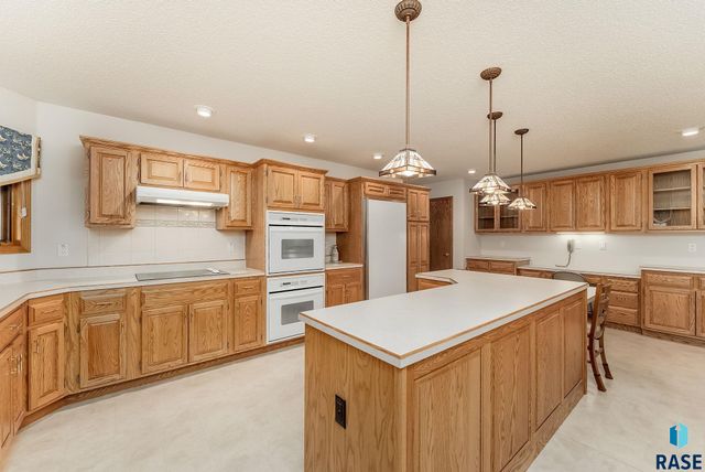 412 E Meadowlark Cir Circle, Brandon, SD 57005