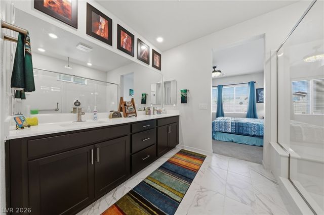 6719 Traveling Palmer Street, North Las Vegas, NV 89086