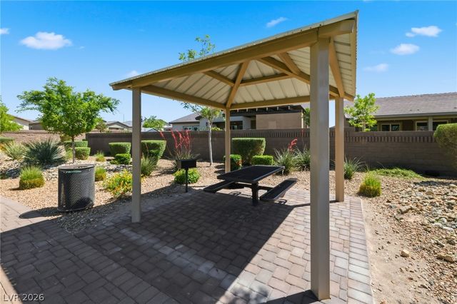 6719 Traveling Palmer Street, North Las Vegas, NV 89086