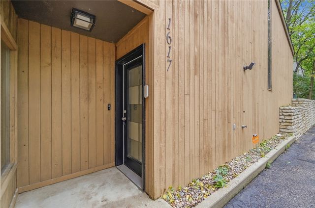 1617 Big Hill Road, Kettering, OH 45429