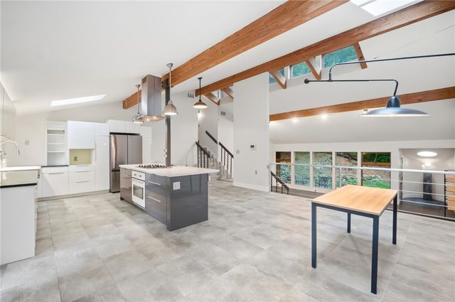 1617 Big Hill Road, Kettering, OH 45429