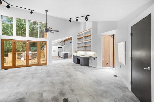 1617 Big Hill Road, Kettering, OH 45429