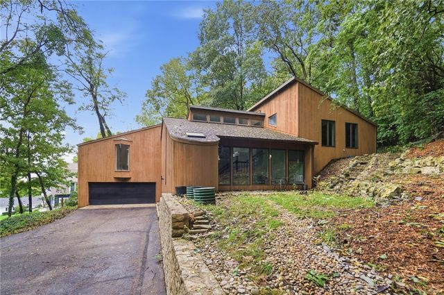 1617 Big Hill Road, Kettering, OH 45429