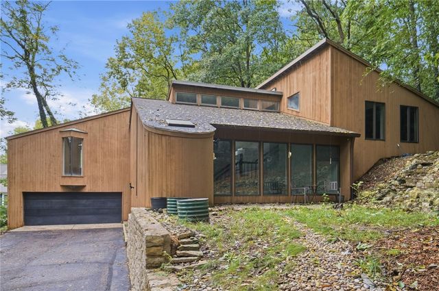 1617 Big Hill Road, Kettering, OH 45429
