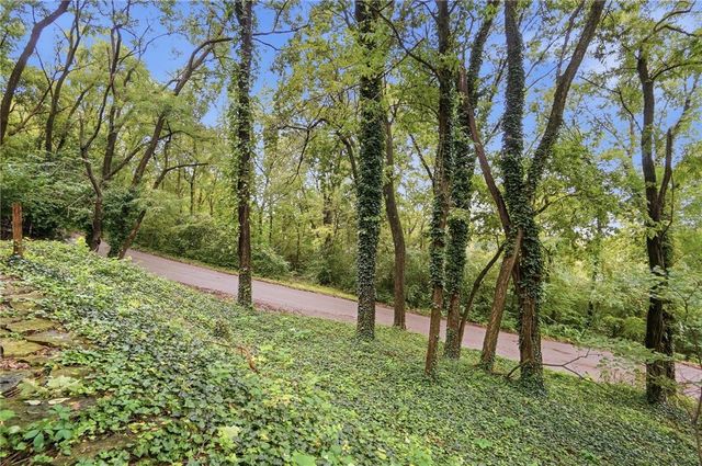 1617 Big Hill Road, Kettering, OH 45429