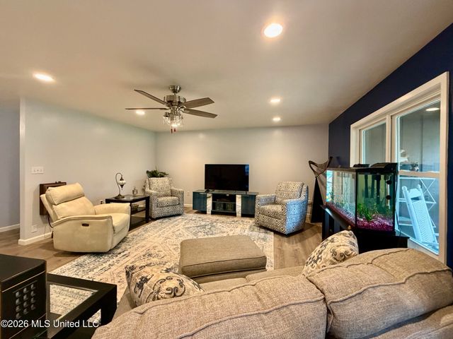 216 Trace Circle, Raymond, MS 39154