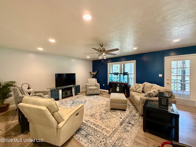 216 Trace Circle, Raymond, MS 39154