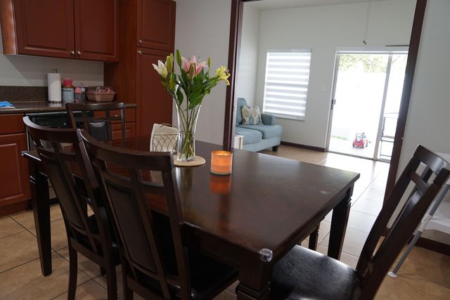 3024 NW 30th Way, Oakland Park, FL 33311