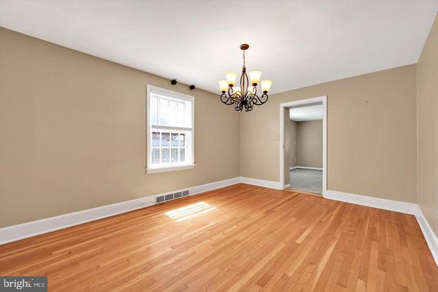 2621 LOGAN ST, Camp Hill, PA 17011