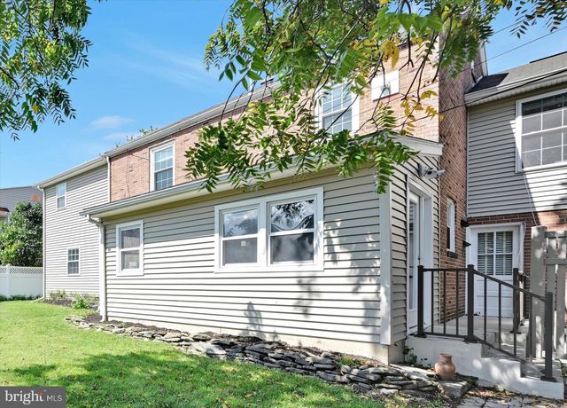 2621 LOGAN ST, Camp Hill, PA 17011