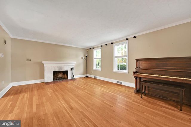 2621 LOGAN ST, Camp Hill, PA 17011