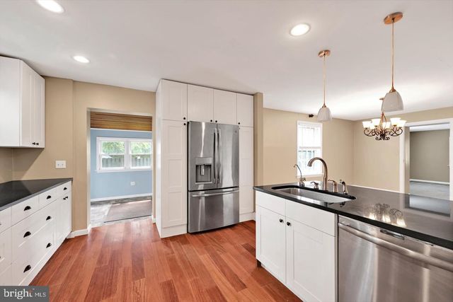 2621 LOGAN ST, Camp Hill, PA 17011