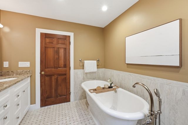 273 Belknap Road, Framingham, MA 01701